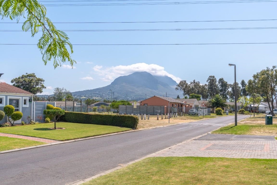 2 Bedroom Property for Sale in Victoria Park Western Cape